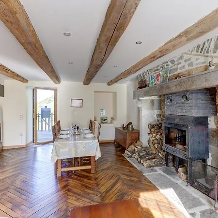 L'auvergnate - Jardin - Petfriendly *